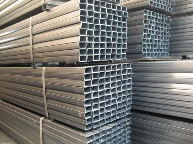 金湖耐磨镀锌无缝方矩管